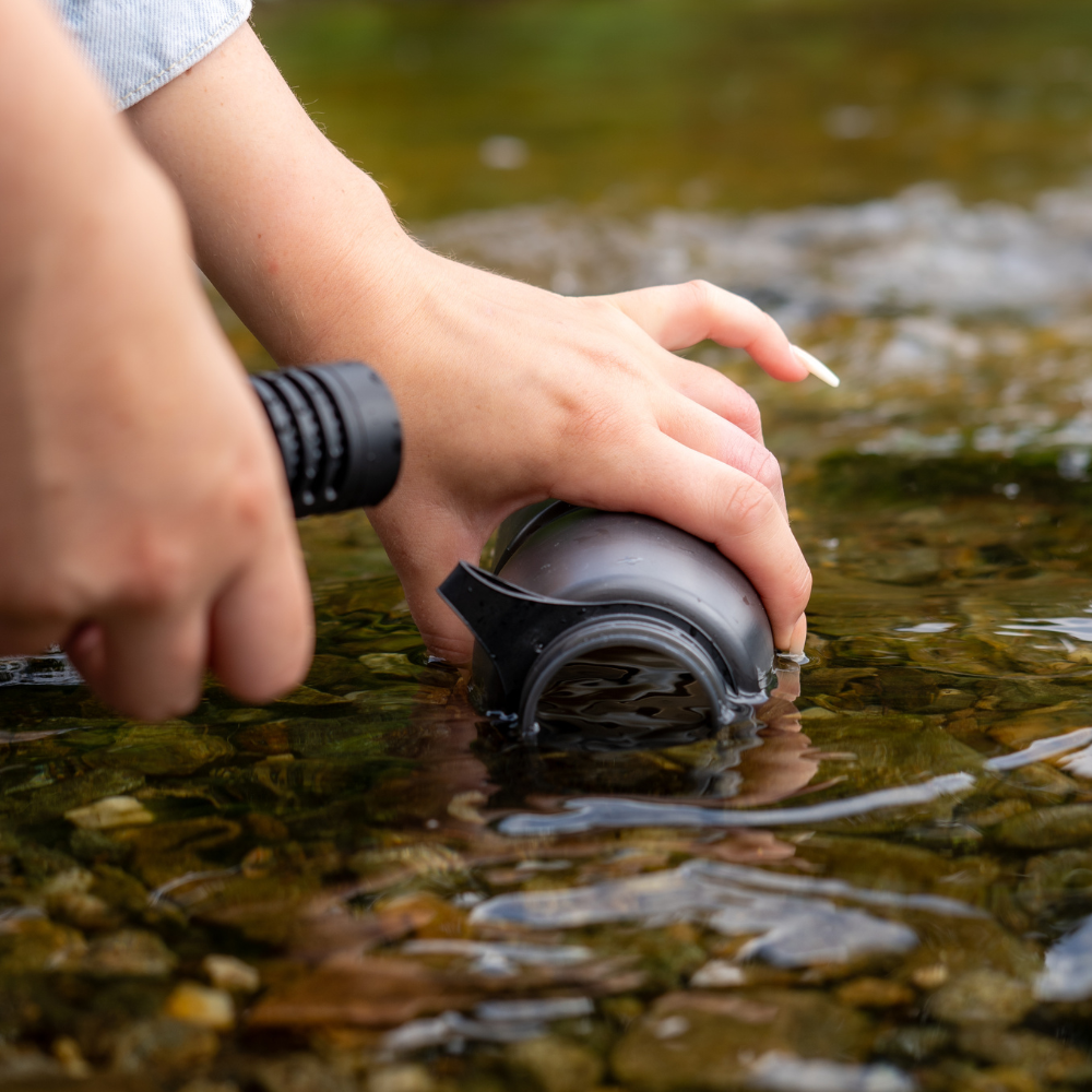 Neue Active 100 - Trinkflasche 1.0 Liter mit integriertem Filter in Cloud-silver – Bild 5